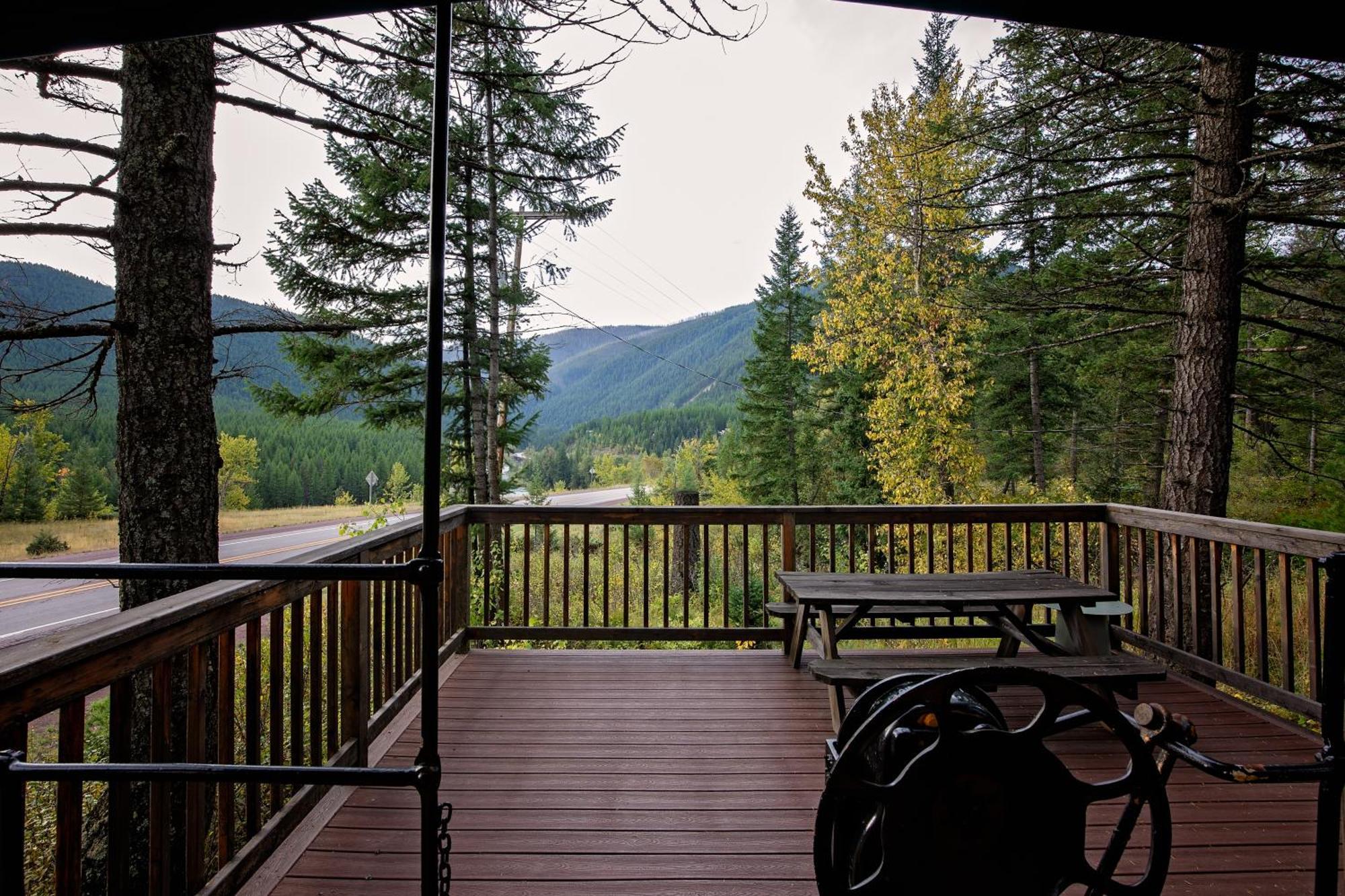 Loge Glacier National Park Essex Экстерьер фото